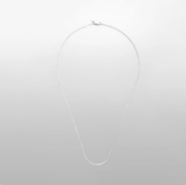 MINIMAL CHAIN NECKLACE