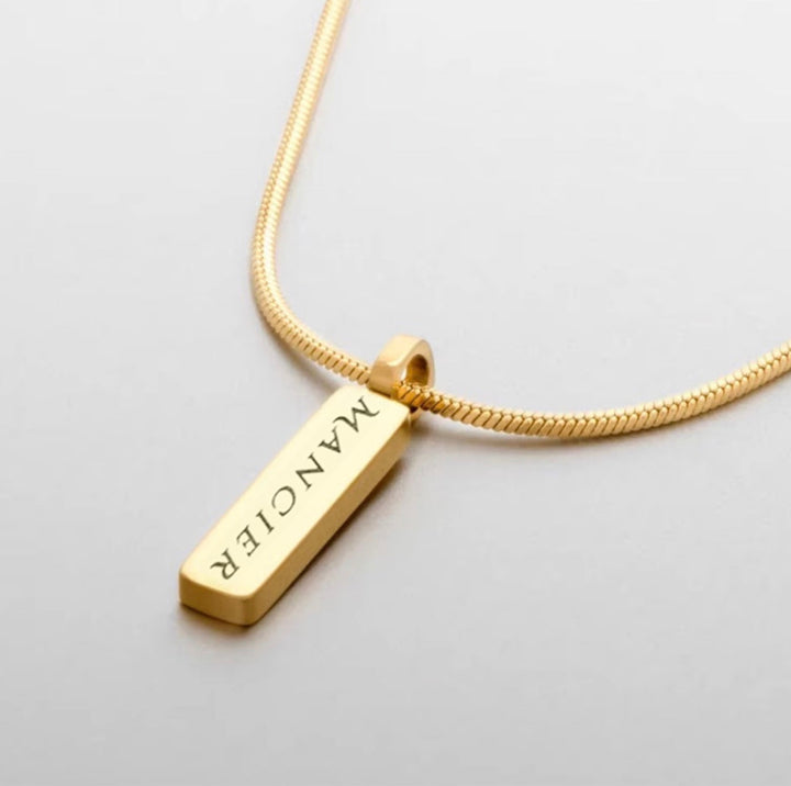 TOTEM PENDANT SQUARE CHAIN NECKLACE GOLD